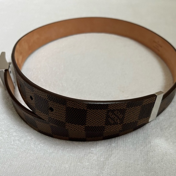 Authentic Louis Vuitton Damier ebene belt Size 80/32 - Picture 2 of 6